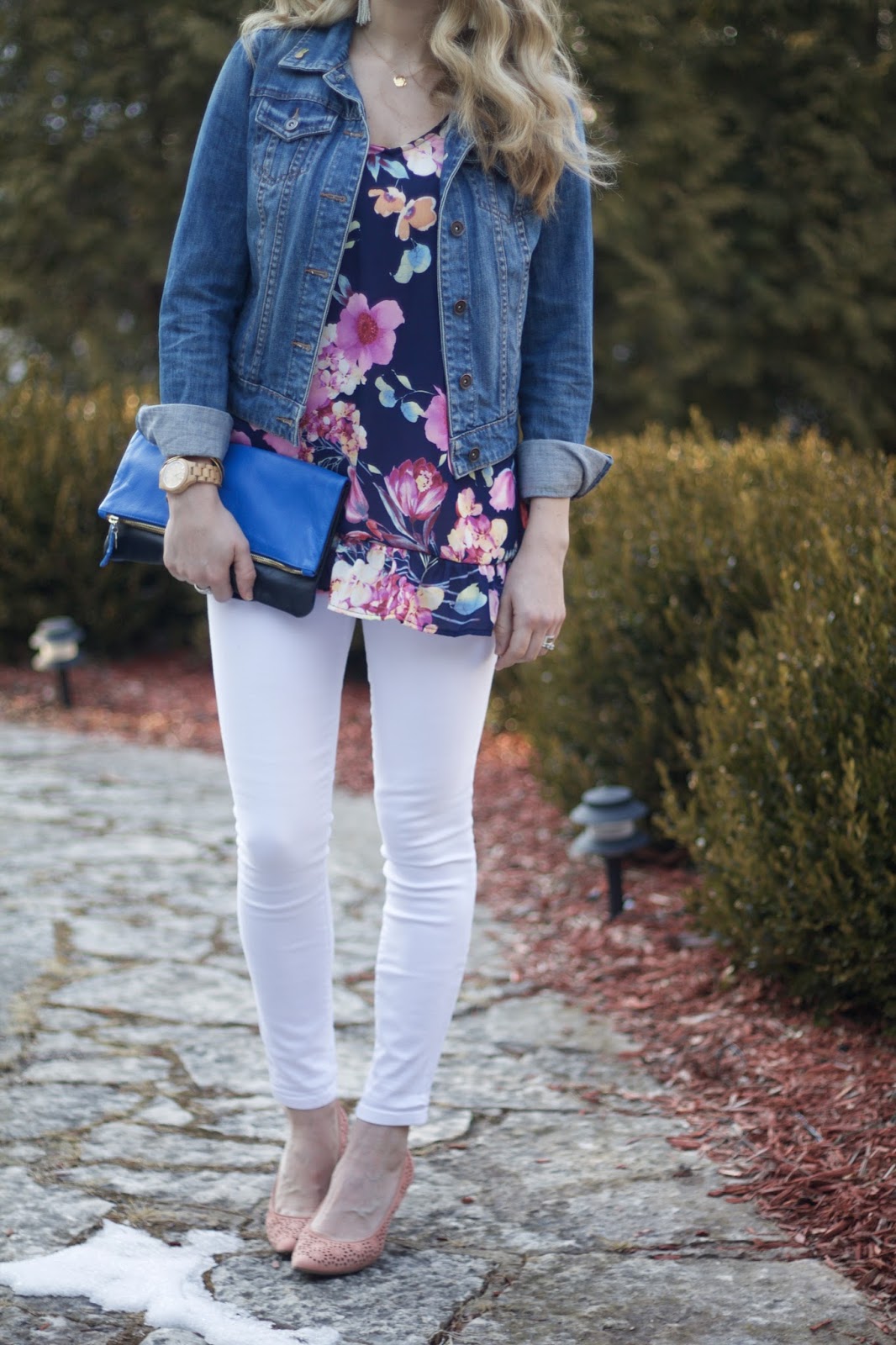 6 Ways to Wear a Floral Top & Confident Twosday Linkup I do deClaire