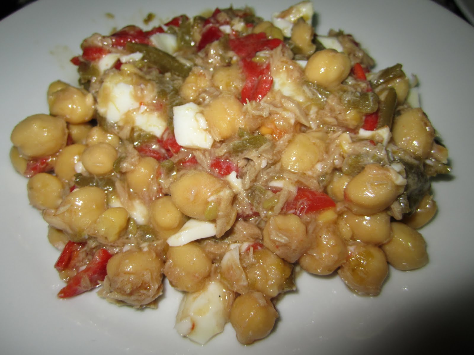 Las recetas de Carla: ENSALADA DE GARBANZOS ULTRA RÁPIDA