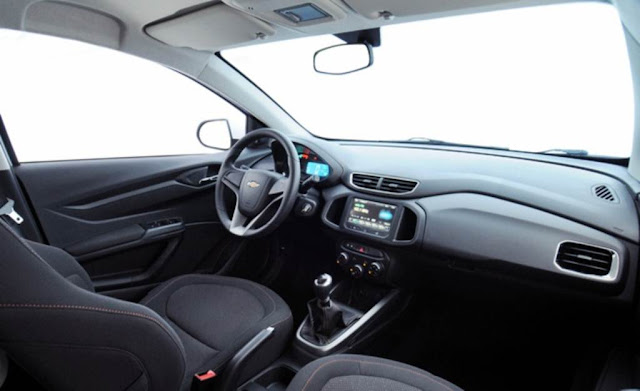 carro Chevrolet Onix 2013 - interior - painel