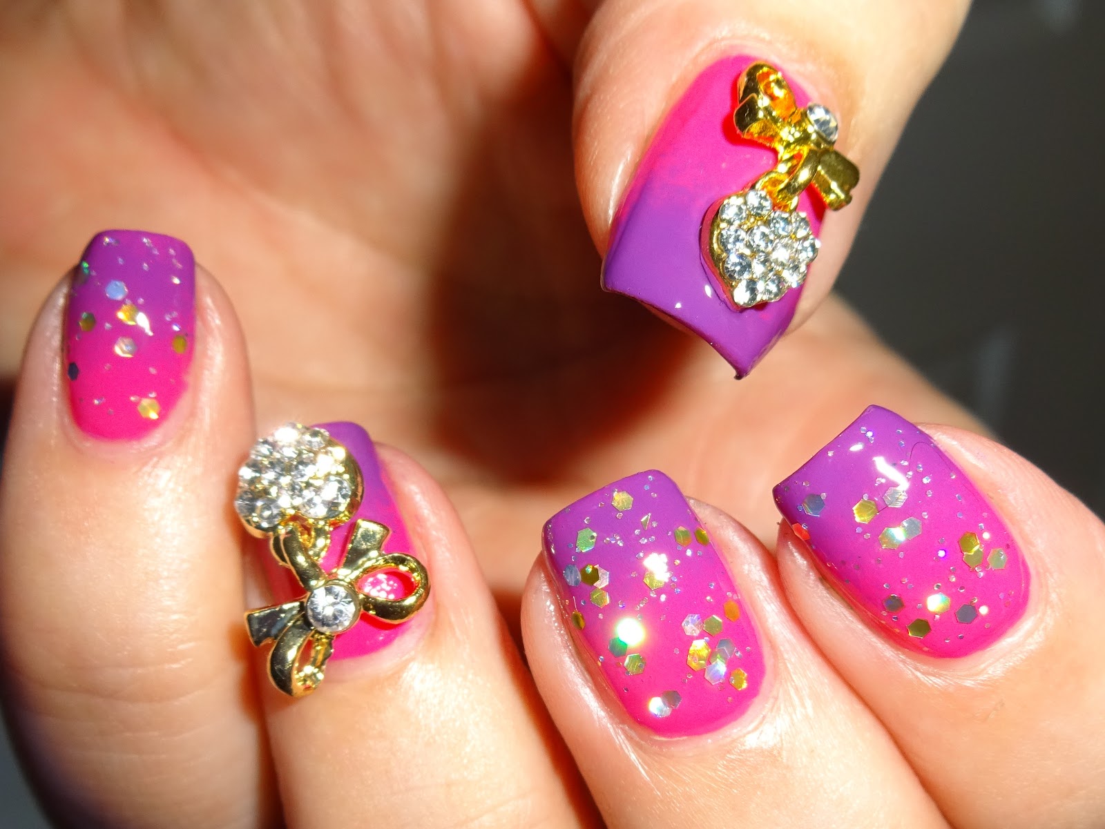 Wendy's Delights 3D Heart & Rhinestone Nail Decoration from Born