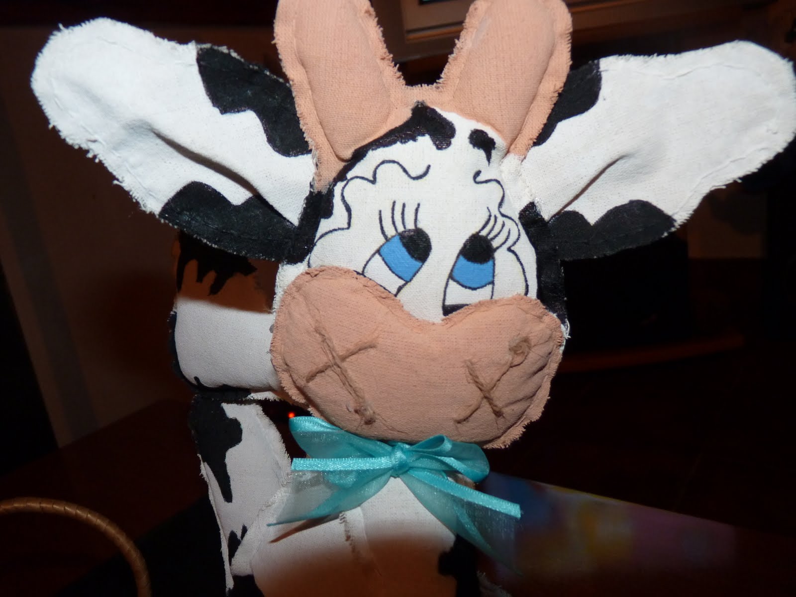 Country Naty: Una Vaca Simpatica