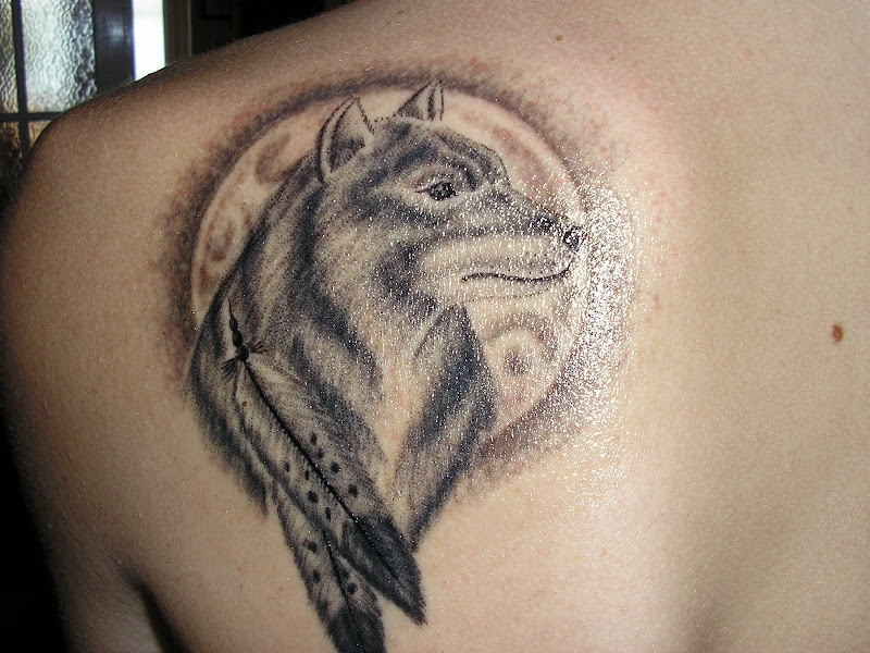 Lobo - tatuagens e seus significados title=