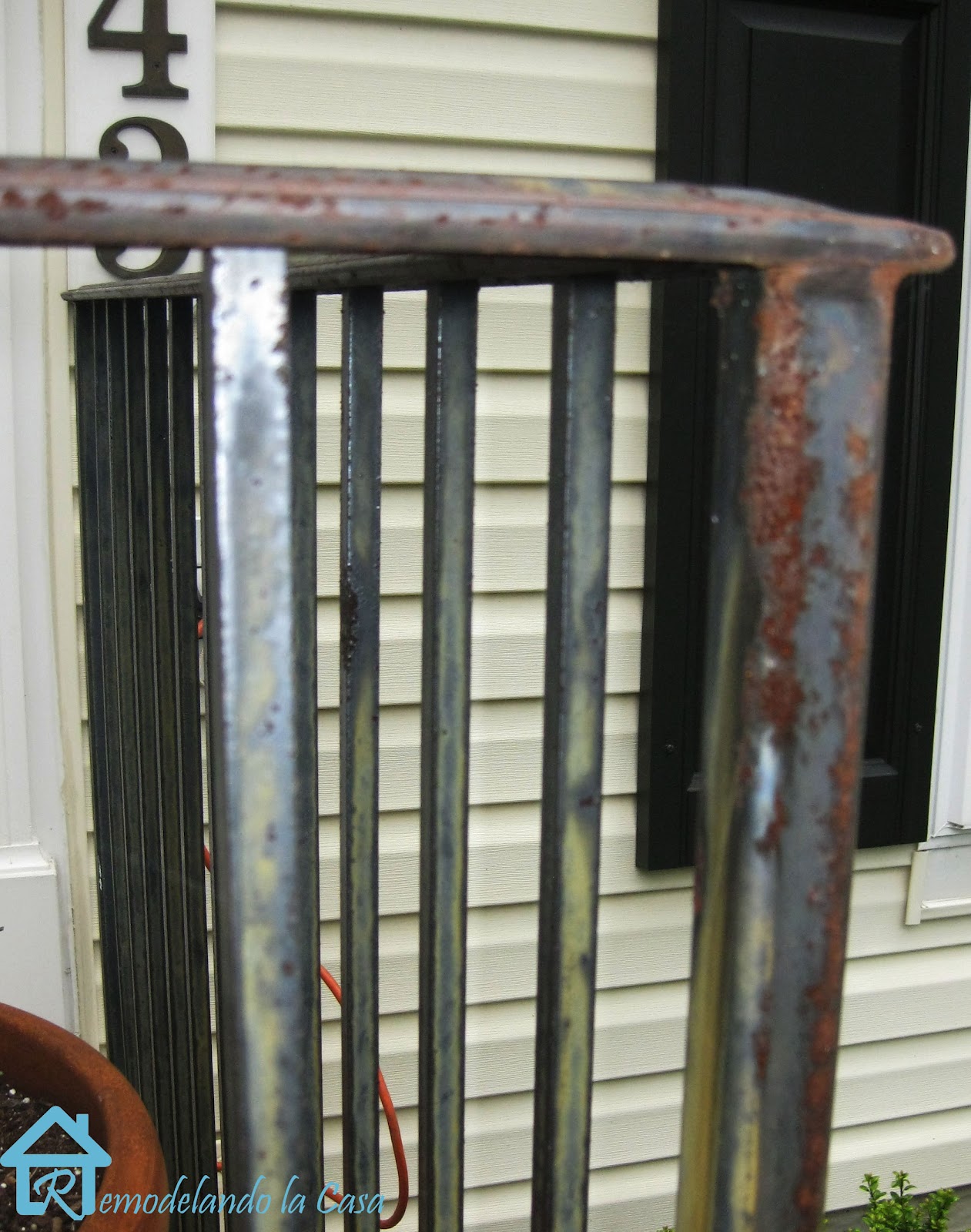 Front Yard Care and How to Remove Rust from Metal Remodelando la Casa