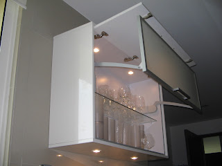 ARQUITECTURA EN COCINAS: DETALLES EN LA COCINA - ILUMINACION