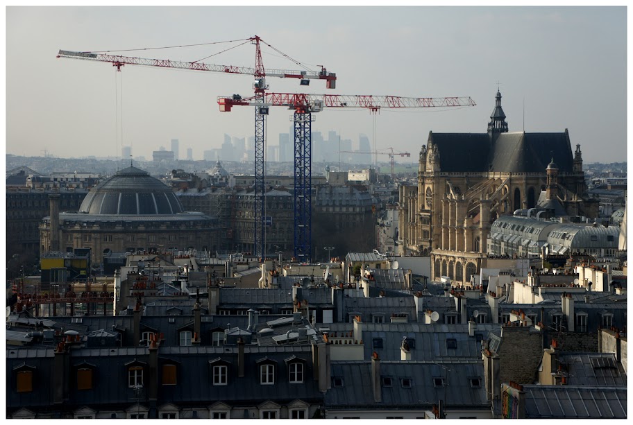 CERGIPONTIN Le coeur de Paris the Heart of Paris