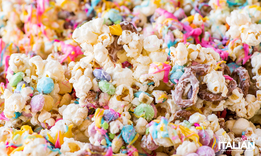 Italian Food Bunny Bait Funfetti Popcorn (Video)