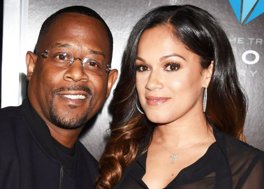 Martin Lawrence Proposed To Girlfriend With 500k Ring Martin Lawrence Proposed To Girlfriend With 500k Ring