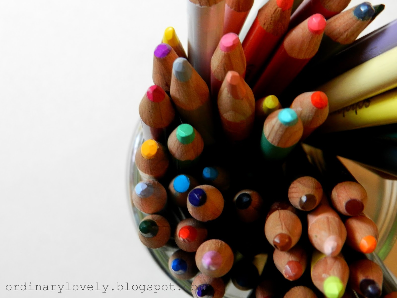 Ordinary Lovely: The Great Colored Pencil Comparison (or Are All ...