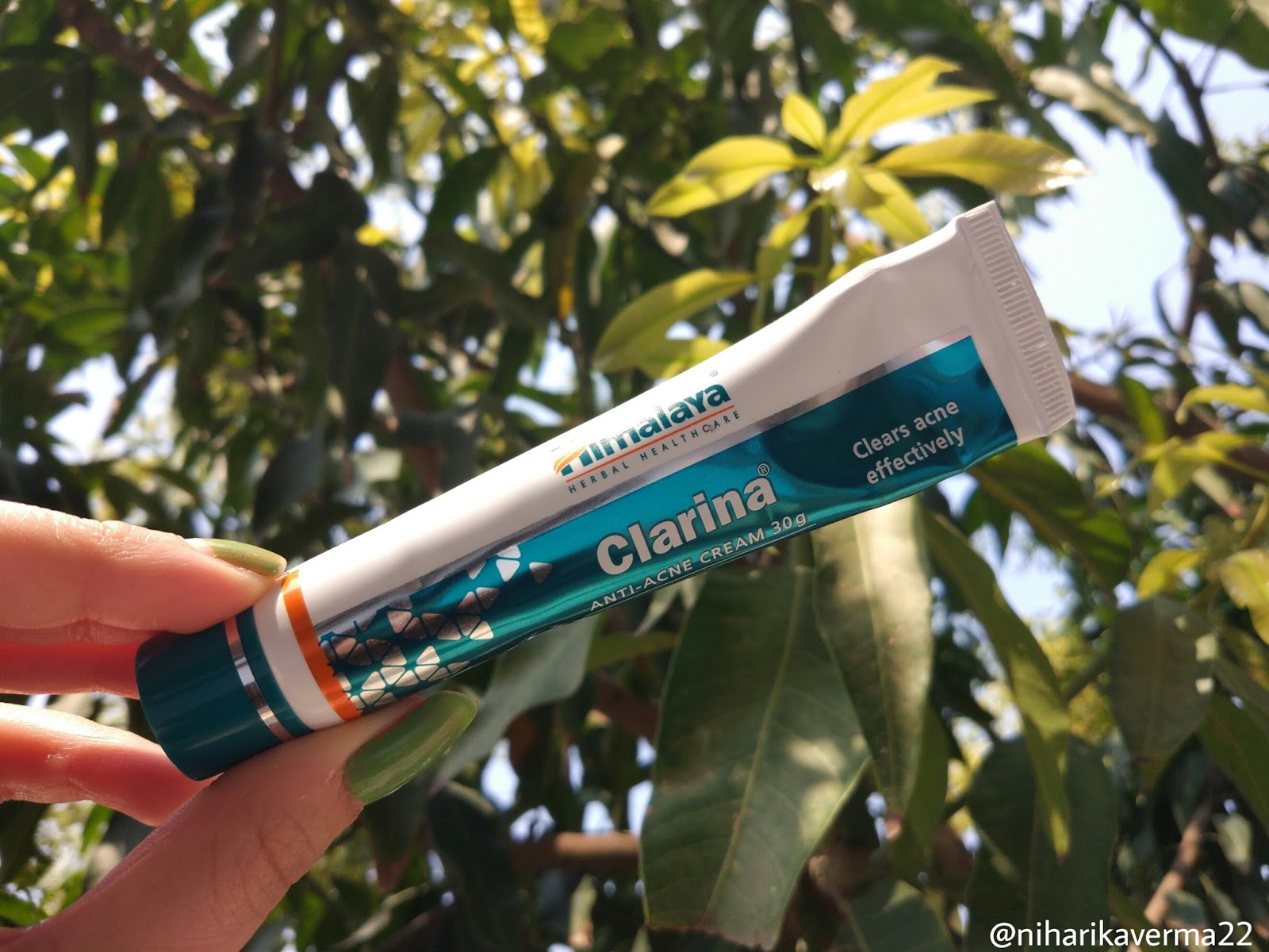 Himalaya Herbal Healthcare CLARINA AntiAcne Kit Review The Pink