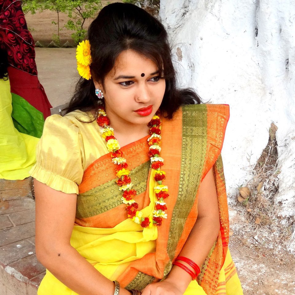My friend hot aunty My friend hot aunty