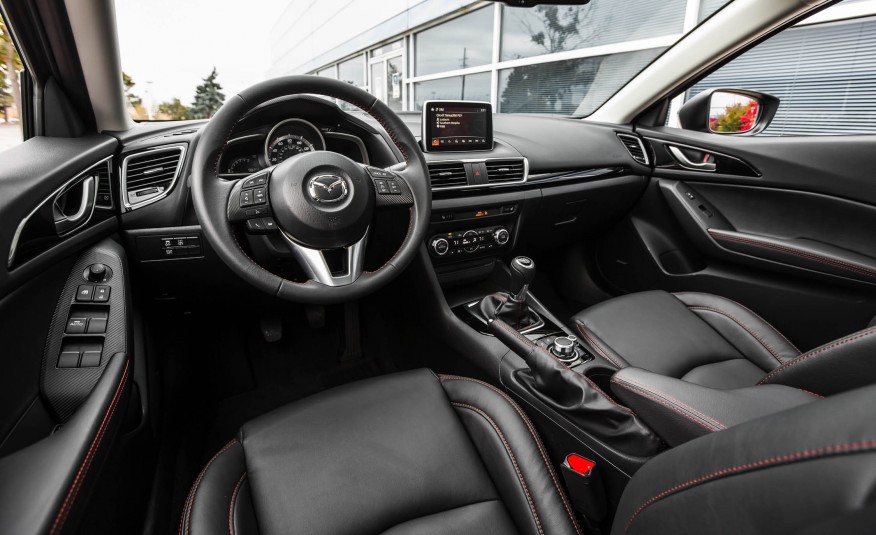 noi-that-mazda3