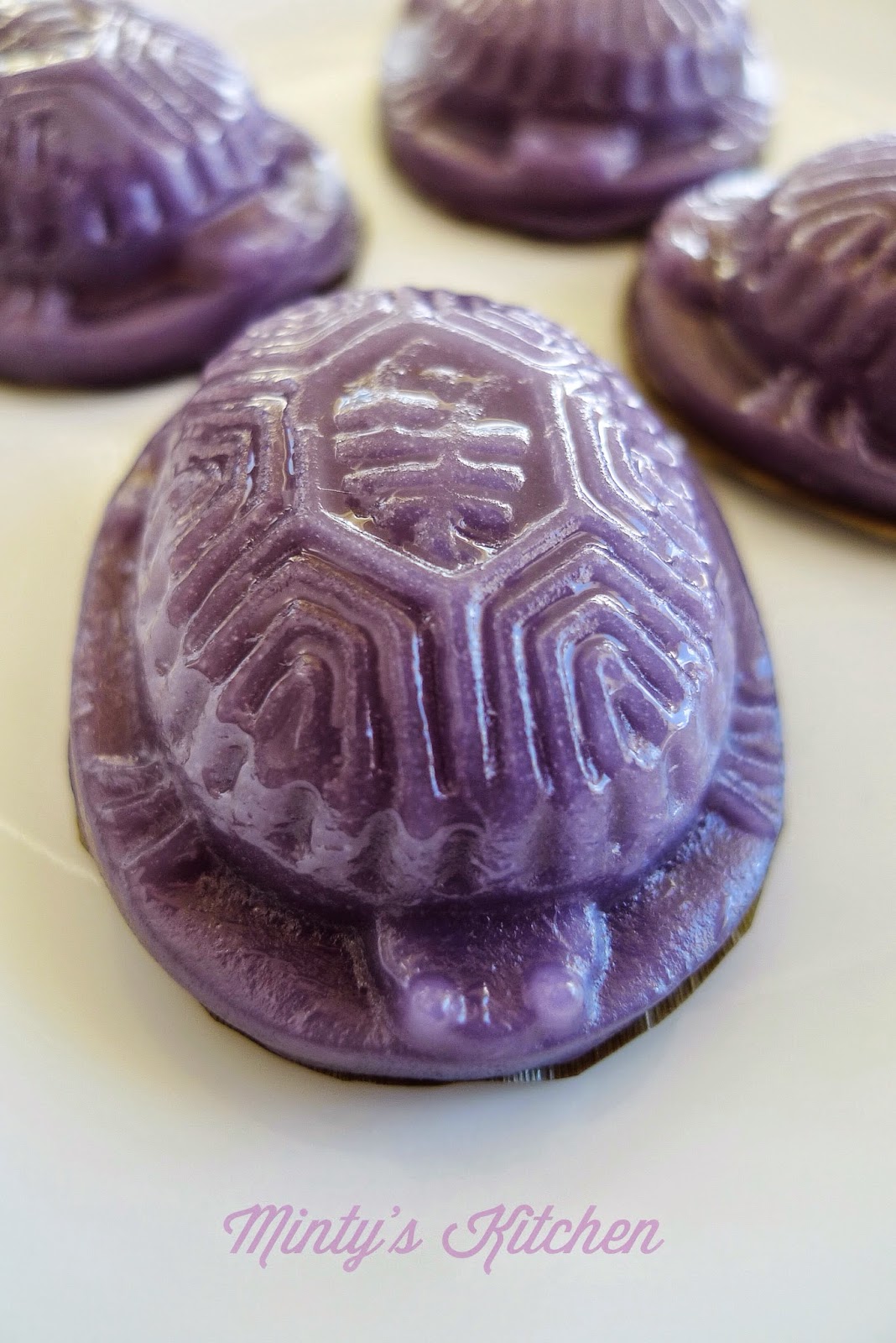 Minty's Kitchen Purple Tortoise Kuih / Purple Sweet Potato Ang Ku Kuih