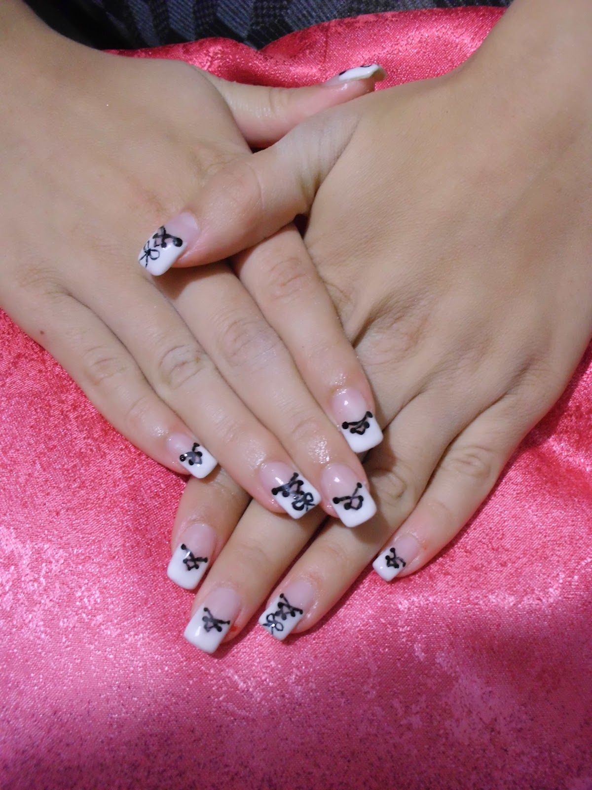 Unghii cu Gel si Hair Style album unghii cu gel french simplu si french cu diferite modele.