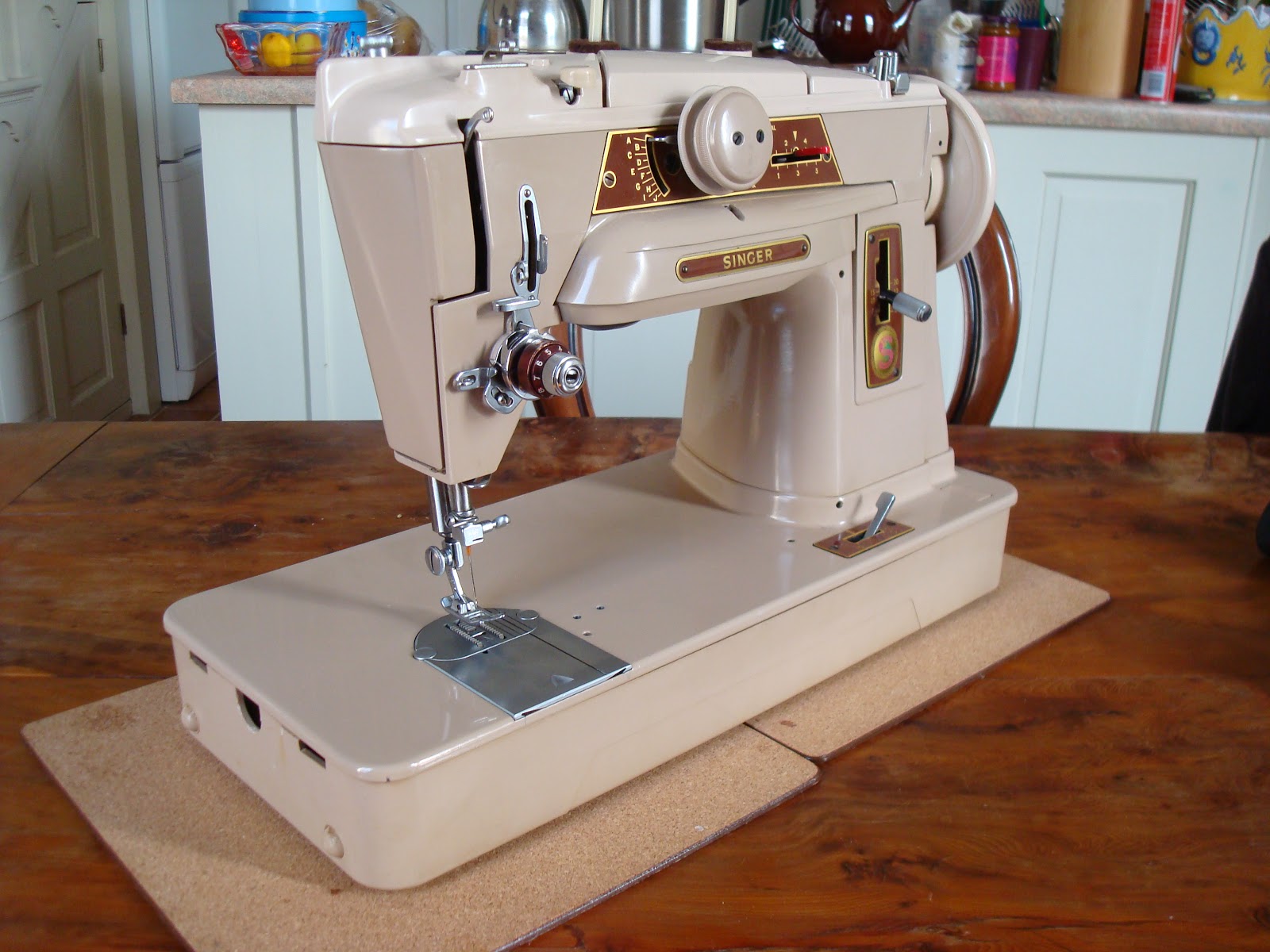 Oil and Thread Meet the Singer 401G