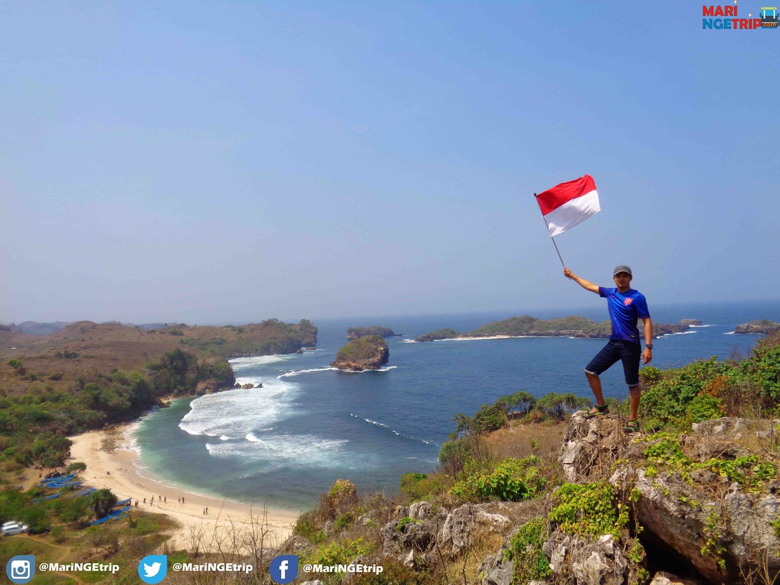 Pantai Peh Pulo, Mini Raja Ampat Di Blitar ~ Jendela ...