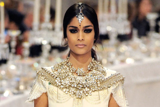 ASIAN MODELS BLOG: EXTRA: Gorgeous South Asian Girls at Chanel Pre-Fall ...