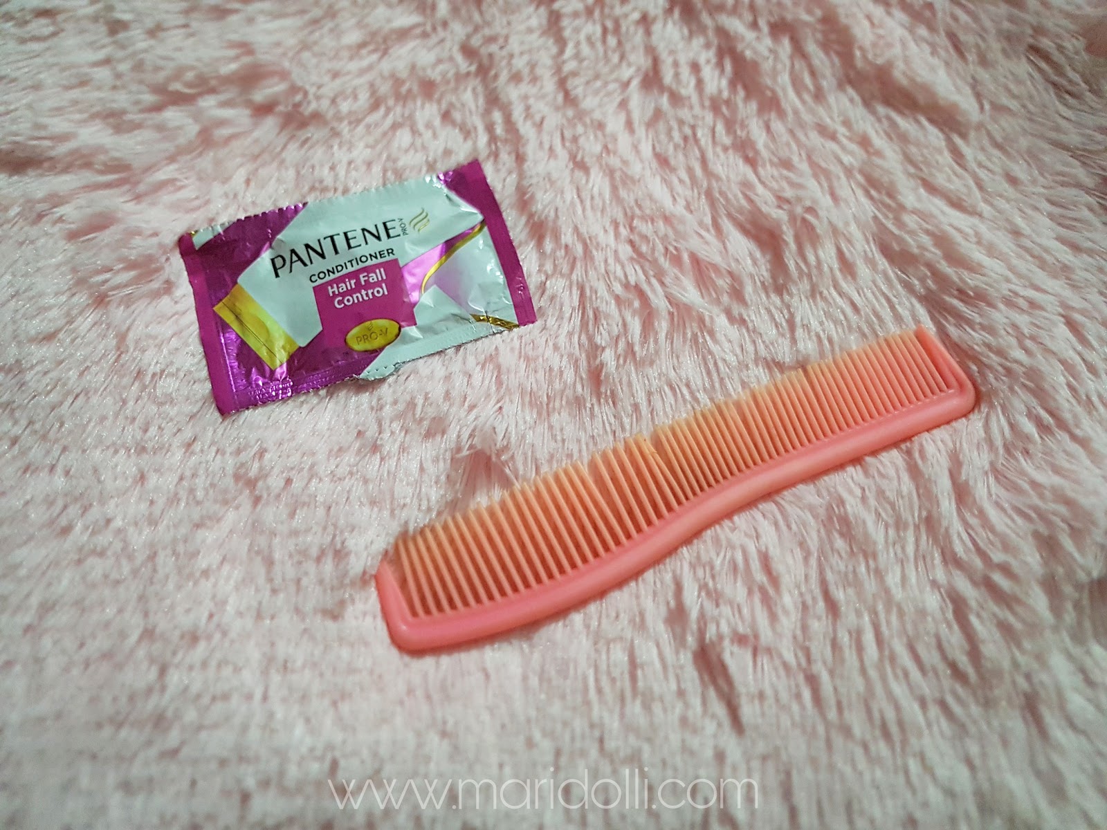 Removing Melted Rubber Band on Dolls Hair Maridolli