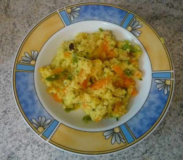 Be Veggie - get fit!: Gemüse - CousCous mit Datteln und Rosinen