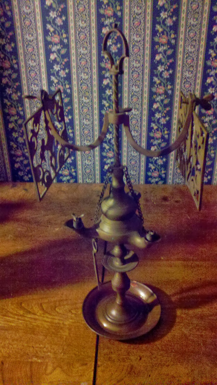 History in the Raw (The bare facts of history that you don't get to