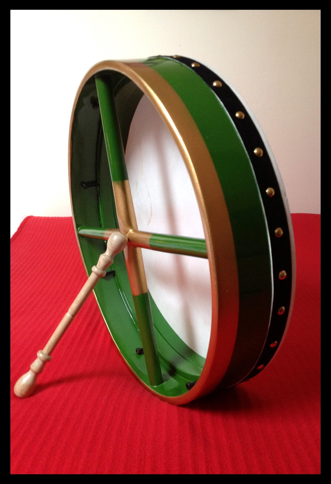 Una aventura Titánica El mejor regalo irlandés El Bodhrán!