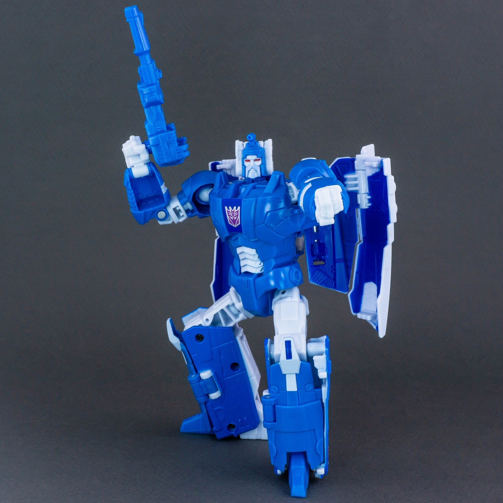 Transformers Legends (Japanese Release of Titans Return) Scourge robot mode