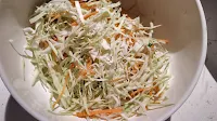 Mixed thin slices cabbage and carrots for Chinese bhel recipe