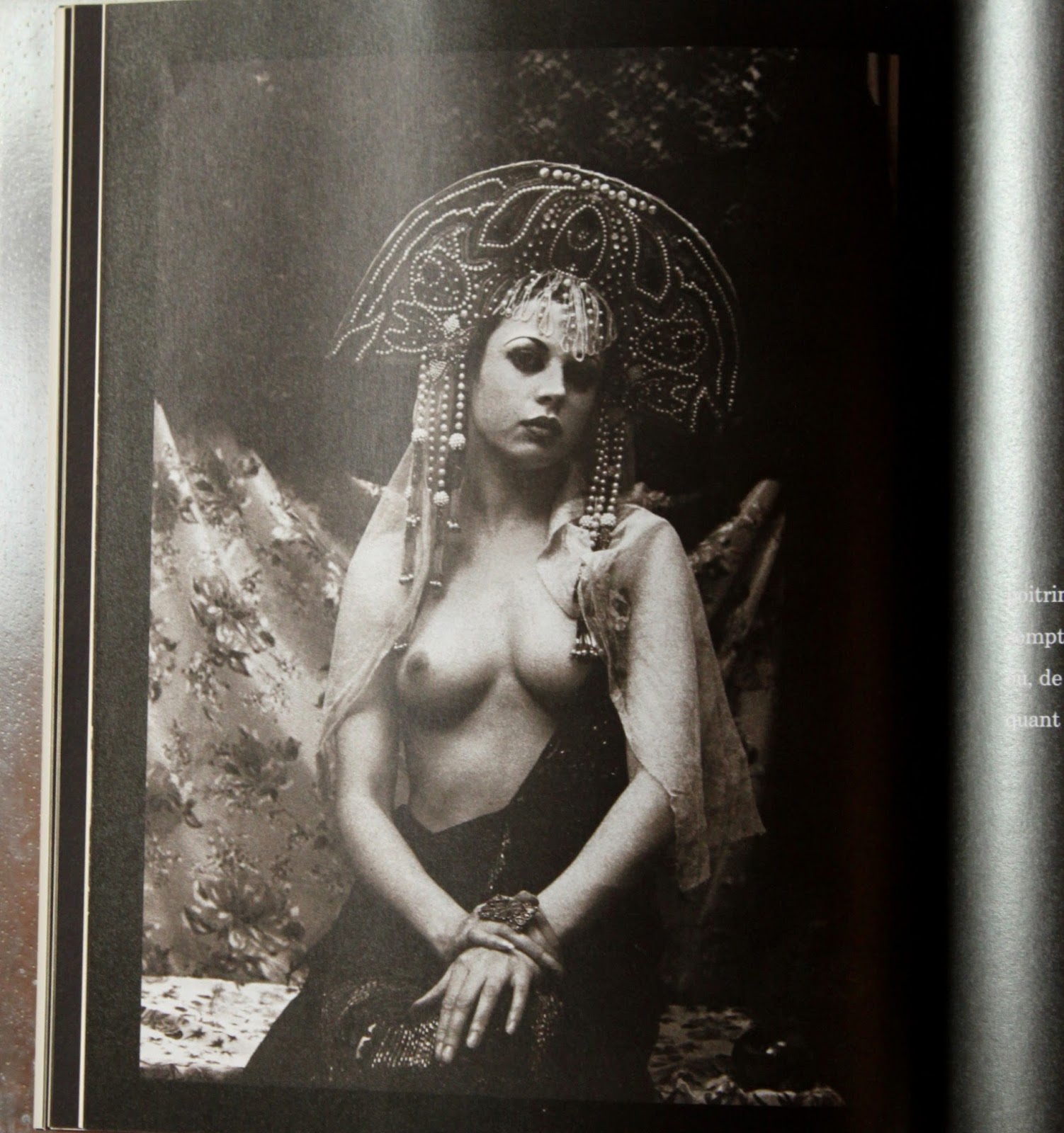 Curiosa Erotica : Temple aux miroirs, Photographies d'Irina Ionesco et...