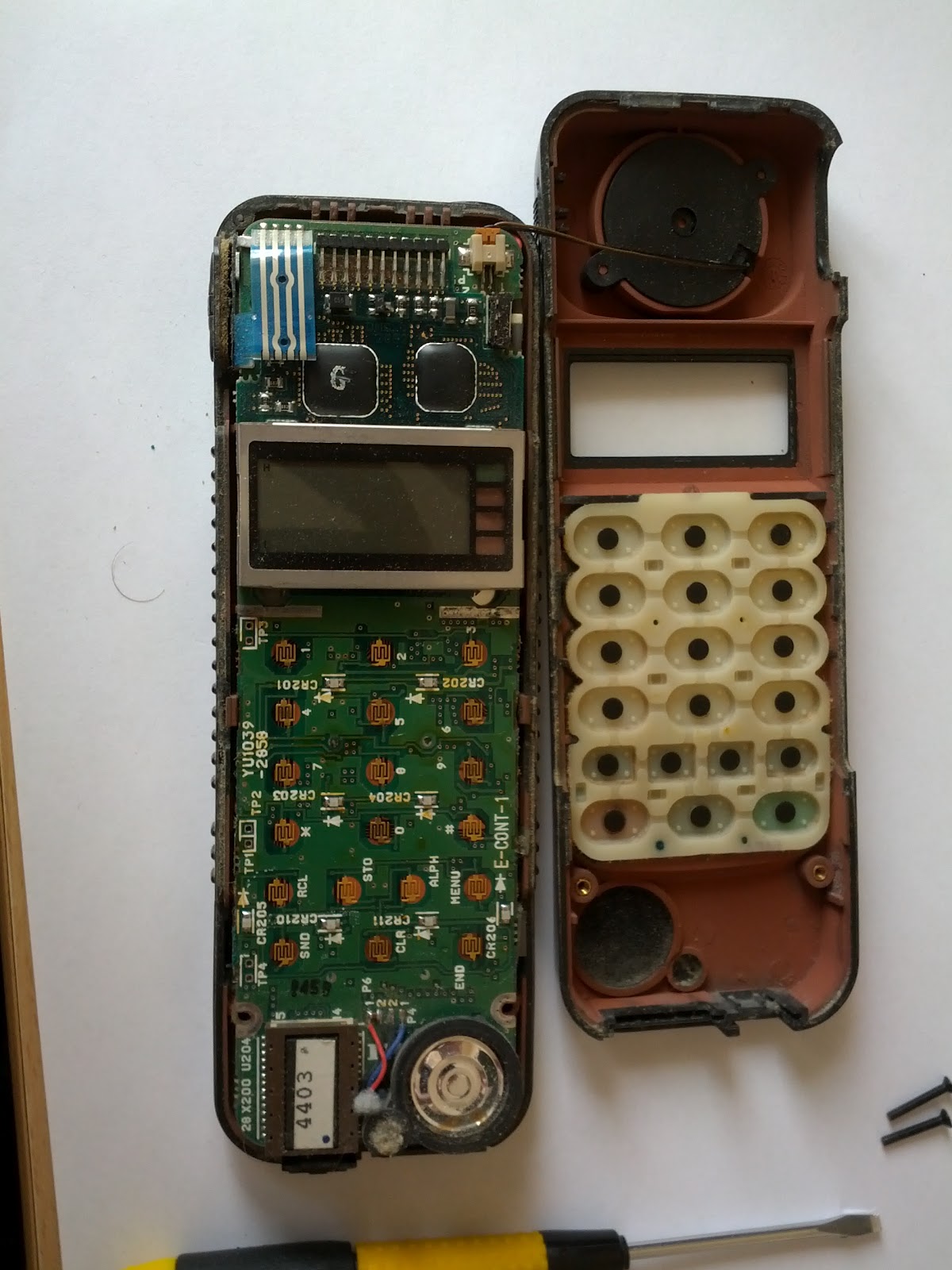 Random Tech Stuff OKI 900 mobile phone limited tear down