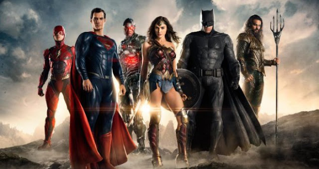 Flash, Superman, Cyborg, Wonder Woman, Batman y Aquaman, o sea, La Liga de la Justícia