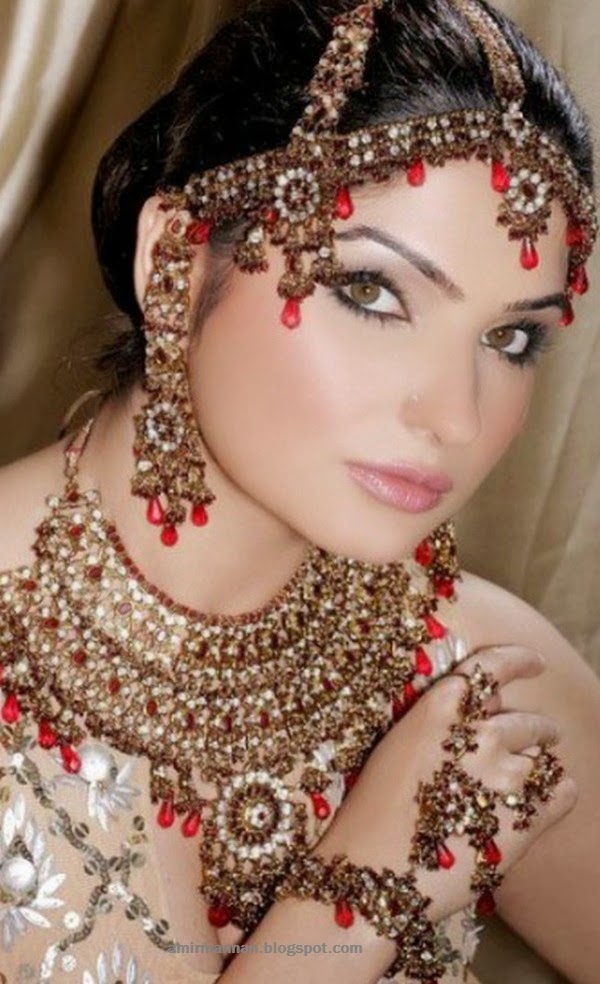 Pakistan Diamond Jewellers: Samina Pakistani Bridal Jewellery Collection 28