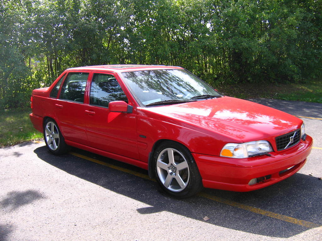 Volvo%2BS70%2Bcar%2BWallpapers%2B05.jpg
