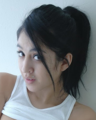 Artis Seksi Bispak ~ Berita Artis Hot