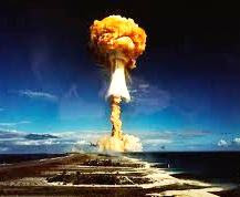 Explosión nuclear Foto de una verdadera explosión