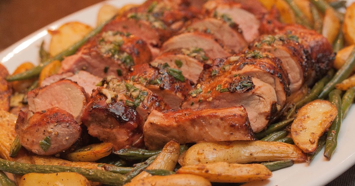 THE PANTRY PANDA OnePan Pork Tenderloin with Green Beans and Potatoes.