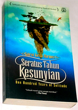 Foto Buku Novel Seratus Tahun Kesunyian Realisme Magiz Marquez