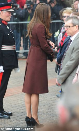 Strictly Kate (Catherine - The Duchess of Cambridge): Kate's Highly ...