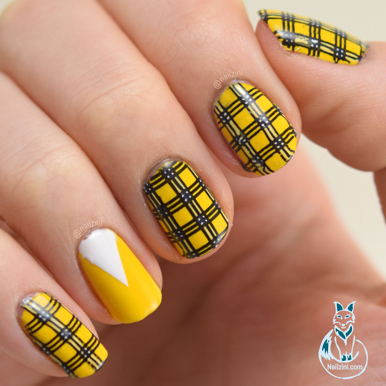 Watch this: Match top to your tips with this plaid nail art tutorial -  GirlsLife