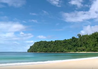 Keindahan Pantai Garango Pulau Morotai Yang Begitu Masih Perawan