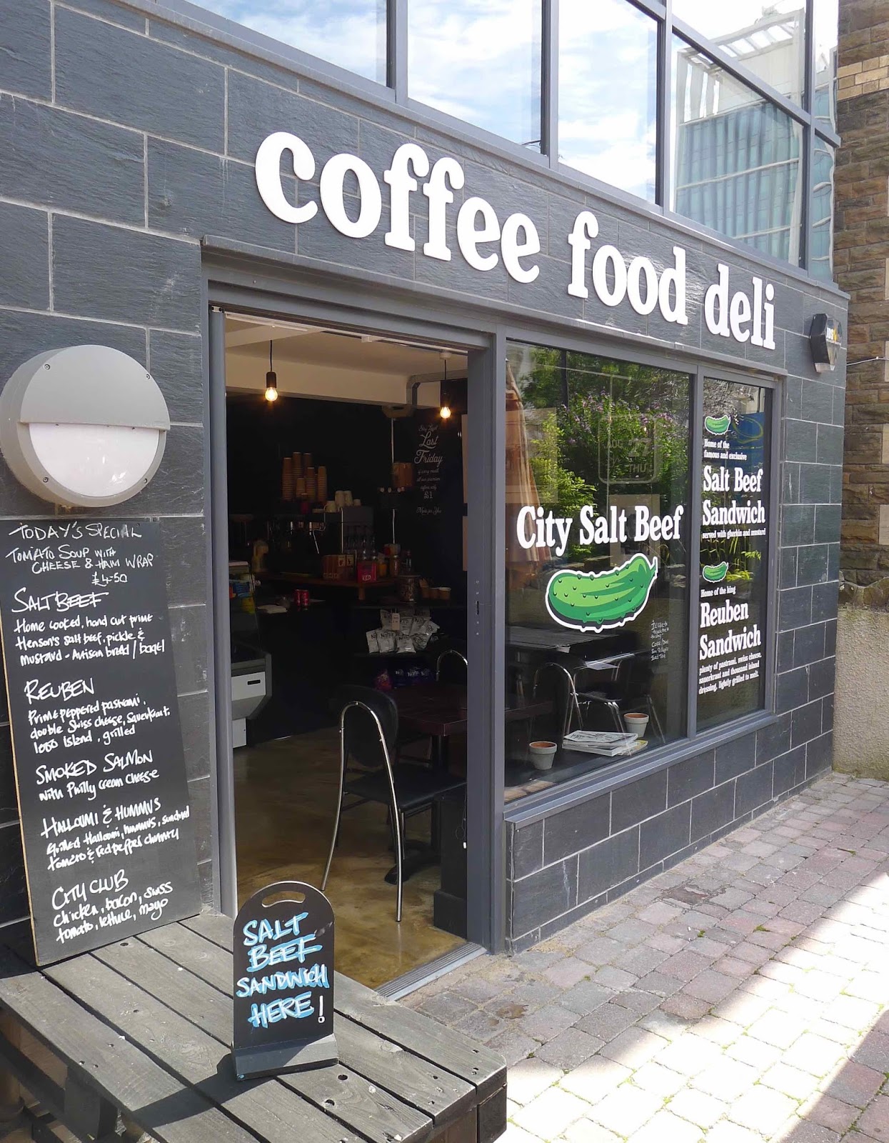 Gourmet Gorro - Cardiff food blog featuring restaurant reviews