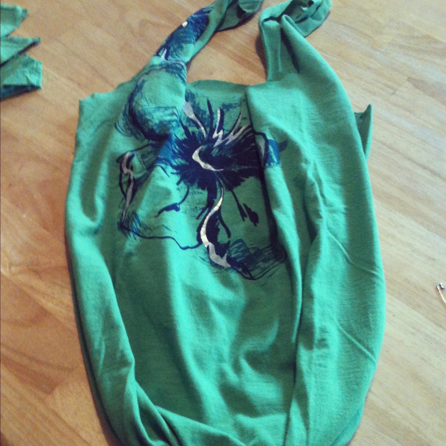 Sunshine Maker Meg DIY Projects Recycled TShirt Bag (No Sewing Required!)