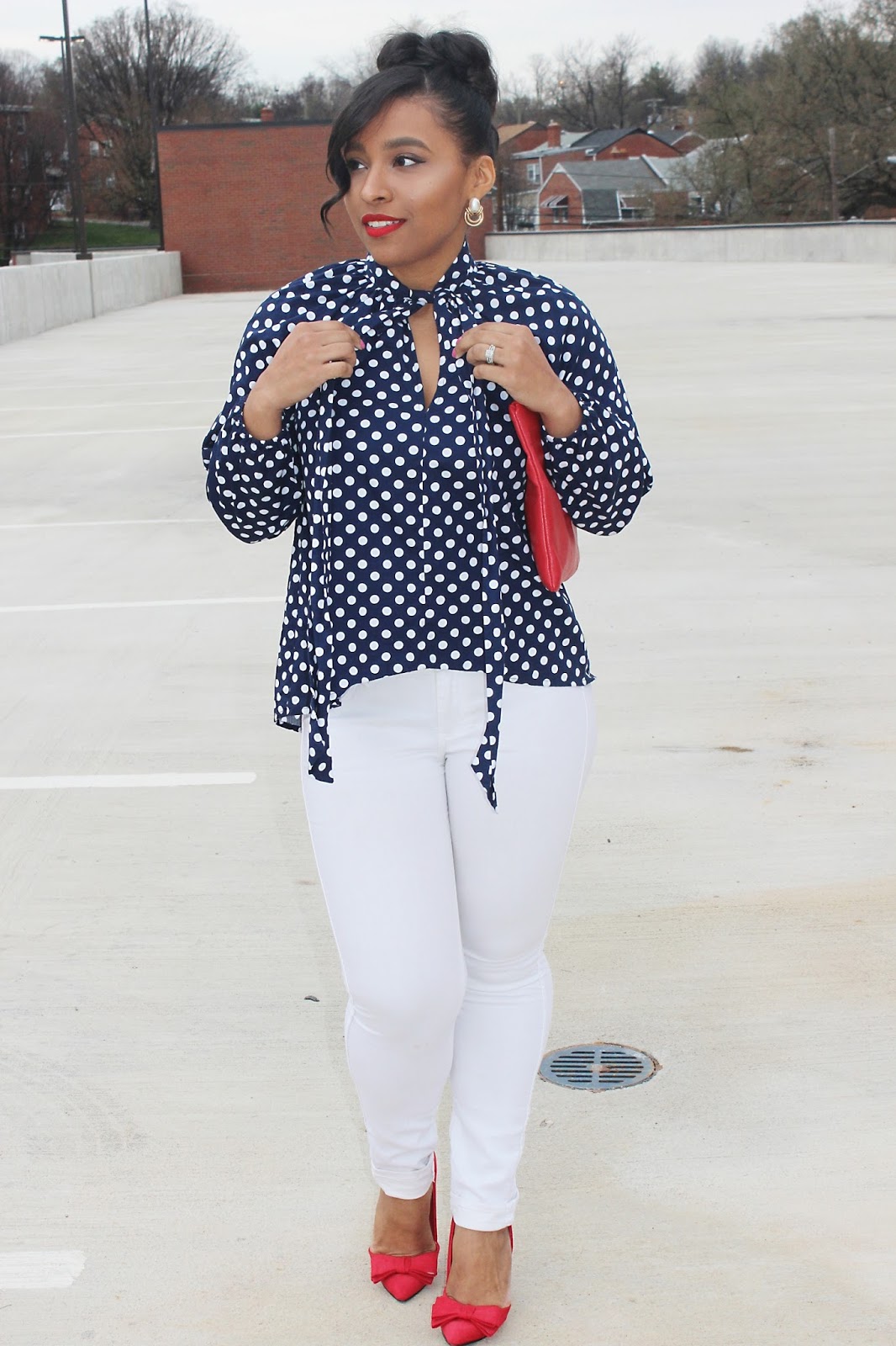 necktie blouse, polka dots, blue and red, spring looks, white denim