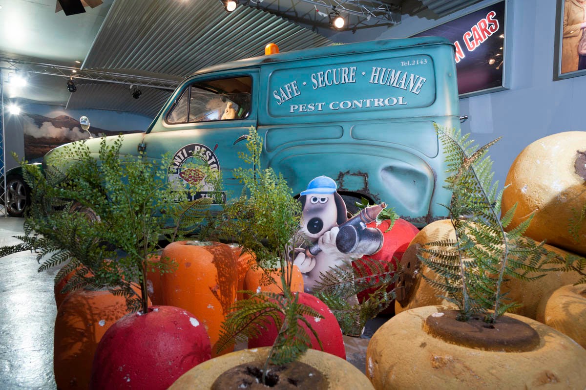 Veloce Publishing Automotive stuff WALLACE AND GROMIT ANTIPESTO VAN