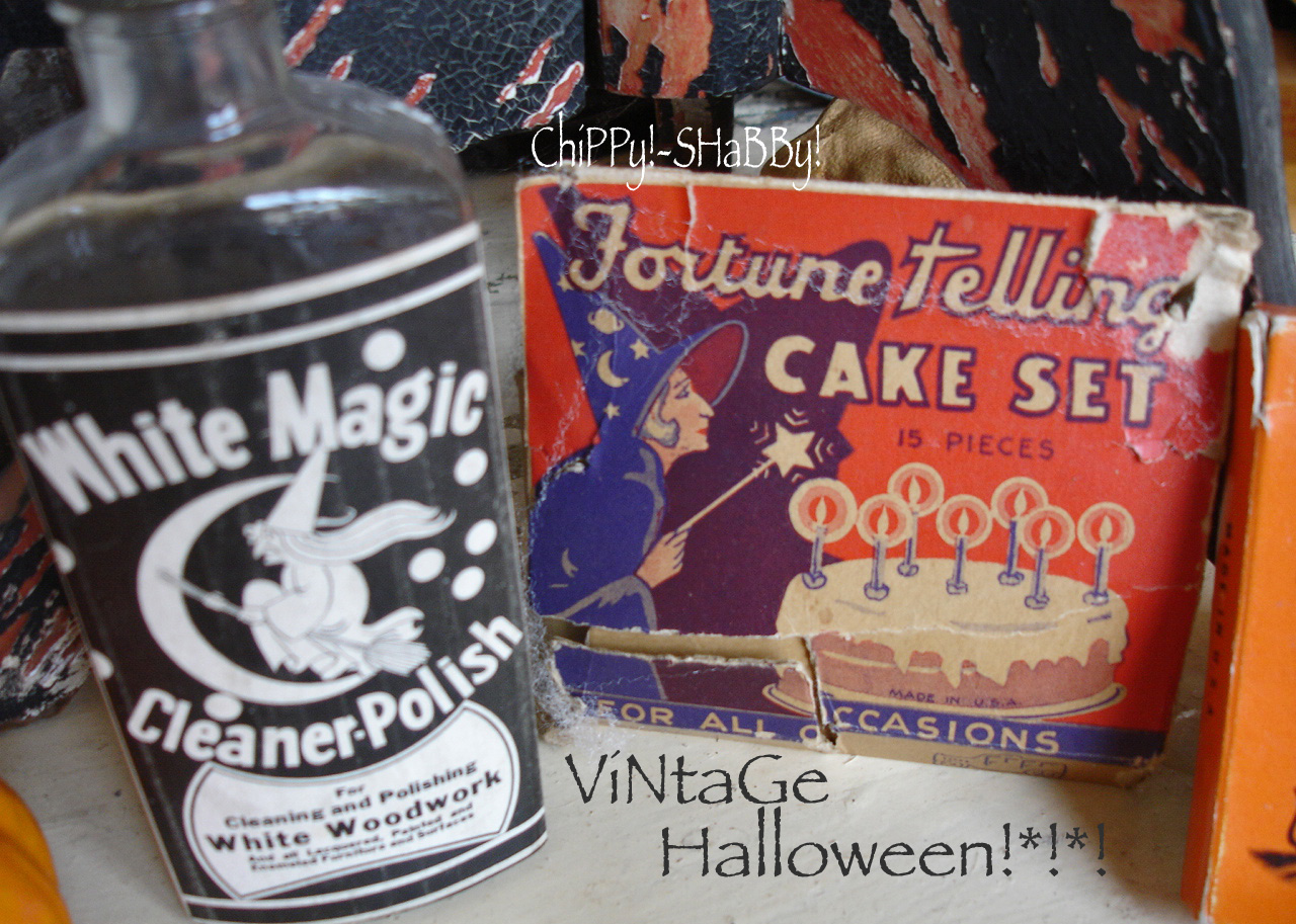 https://2.bp.blogspot.com/-oBi4GprCXr8/UH78yPJo5CI/AAAAAAAAISU/tvOAQ27n1gg/s1600/halloween+bottle-cake+set.jpg
