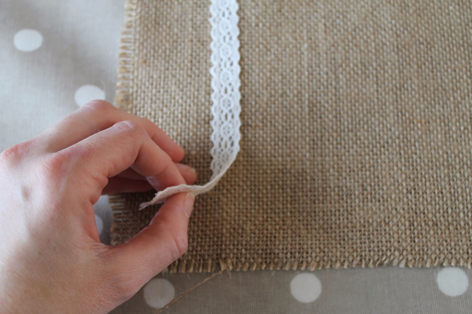 Life Round Clarina's Make Your Own Pretty Placemats!