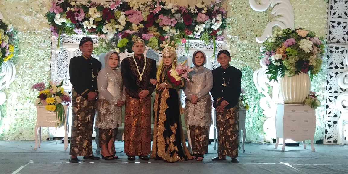 Resepsi Pernikahan Zeskia Dan Andi Sidoarjo Jawa Timur