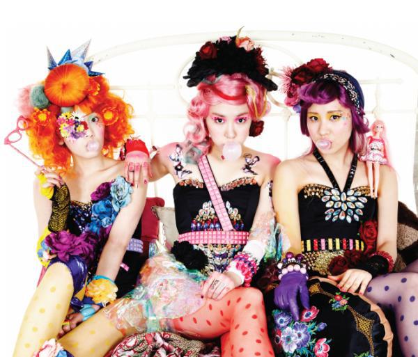 Taeyeon, Tiffany, Seohyun image