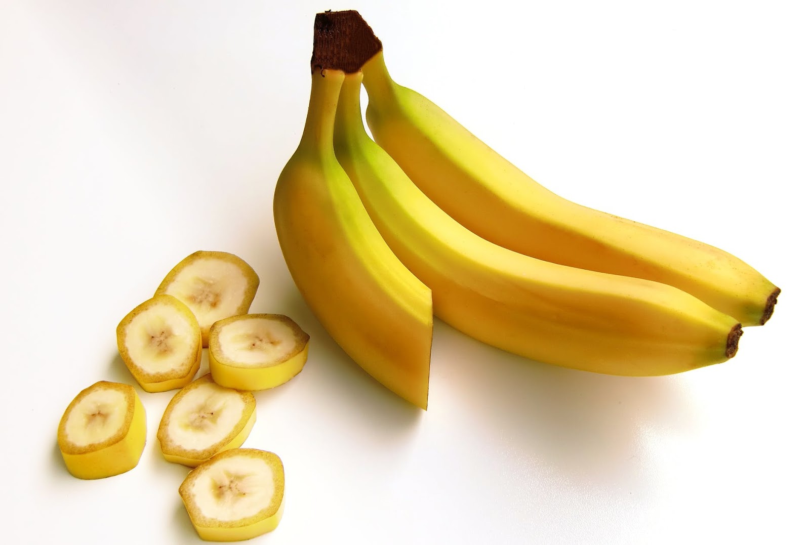 Benefits of Eating bananas per day. Dude Health