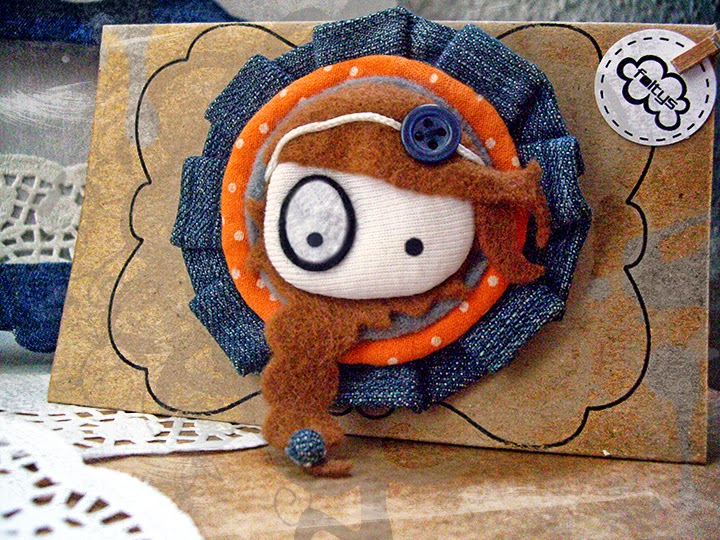 broche original foltys vs denim: orange & packaging-stand (100% handmade with ?)