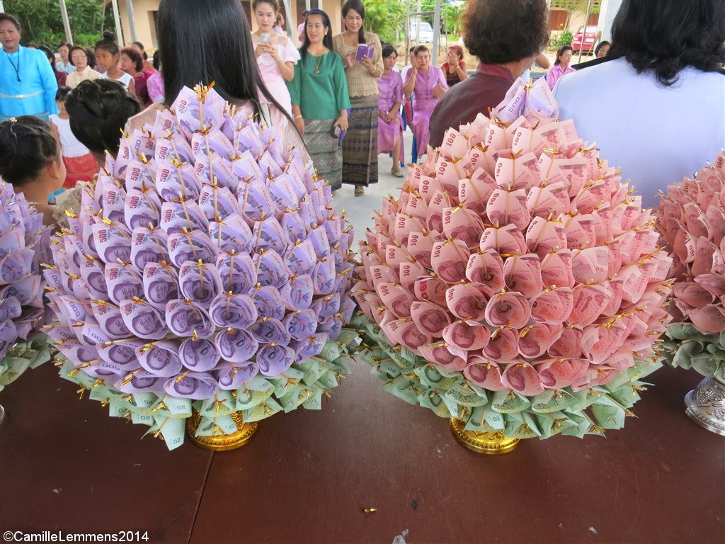 Camille's Samui Info blog Tod Katin or Royally endorsed money offering