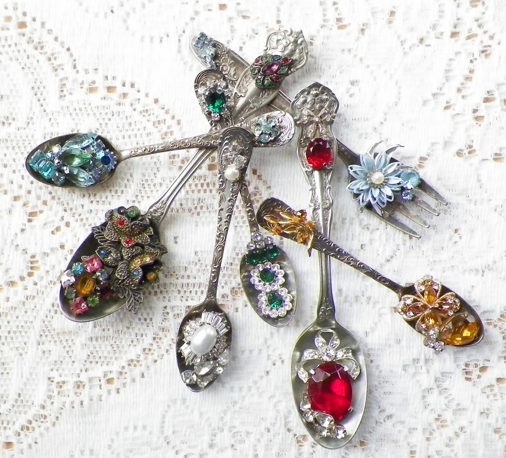 Michele's Treasures, Teacups, & Tumbling Rose Cottage Vintage Jewelry